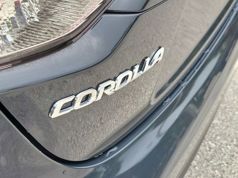 Used 2025 Toyota Corolla LE w/ Convenience Package image 6