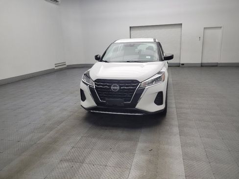 Used 2022 Nissan Kicks S image 15