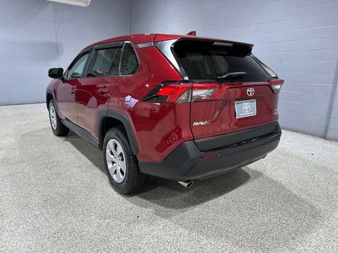Used 2022 Toyota RAV4 LE w/ Carpet Mat Package (TMS) AWD/4WD image 7