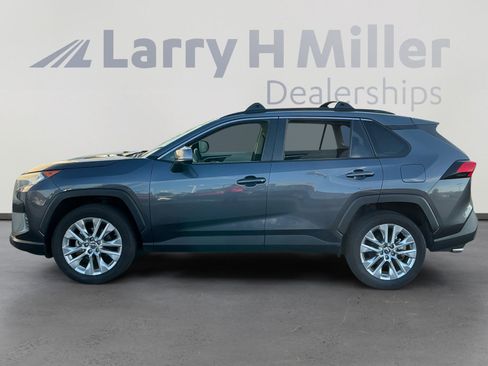 Certified 2019 Toyota RAV4 XLE Premium image 2
