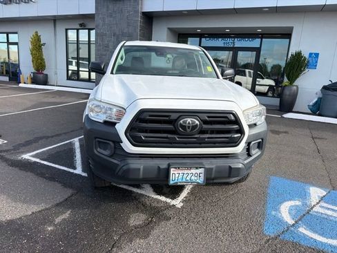 Used 2018 Toyota Tacoma SR RWD image 2