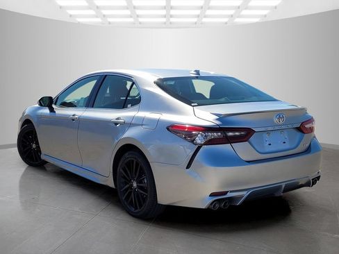 Used 2024 Toyota Camry XSE FWD image 6
