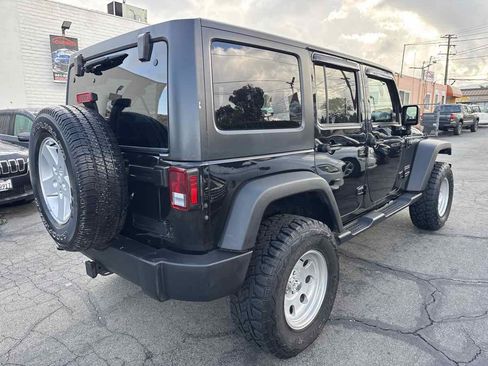 Used 2018 Jeep Wrangler Unlimited Sport S AWD/4WD image 8