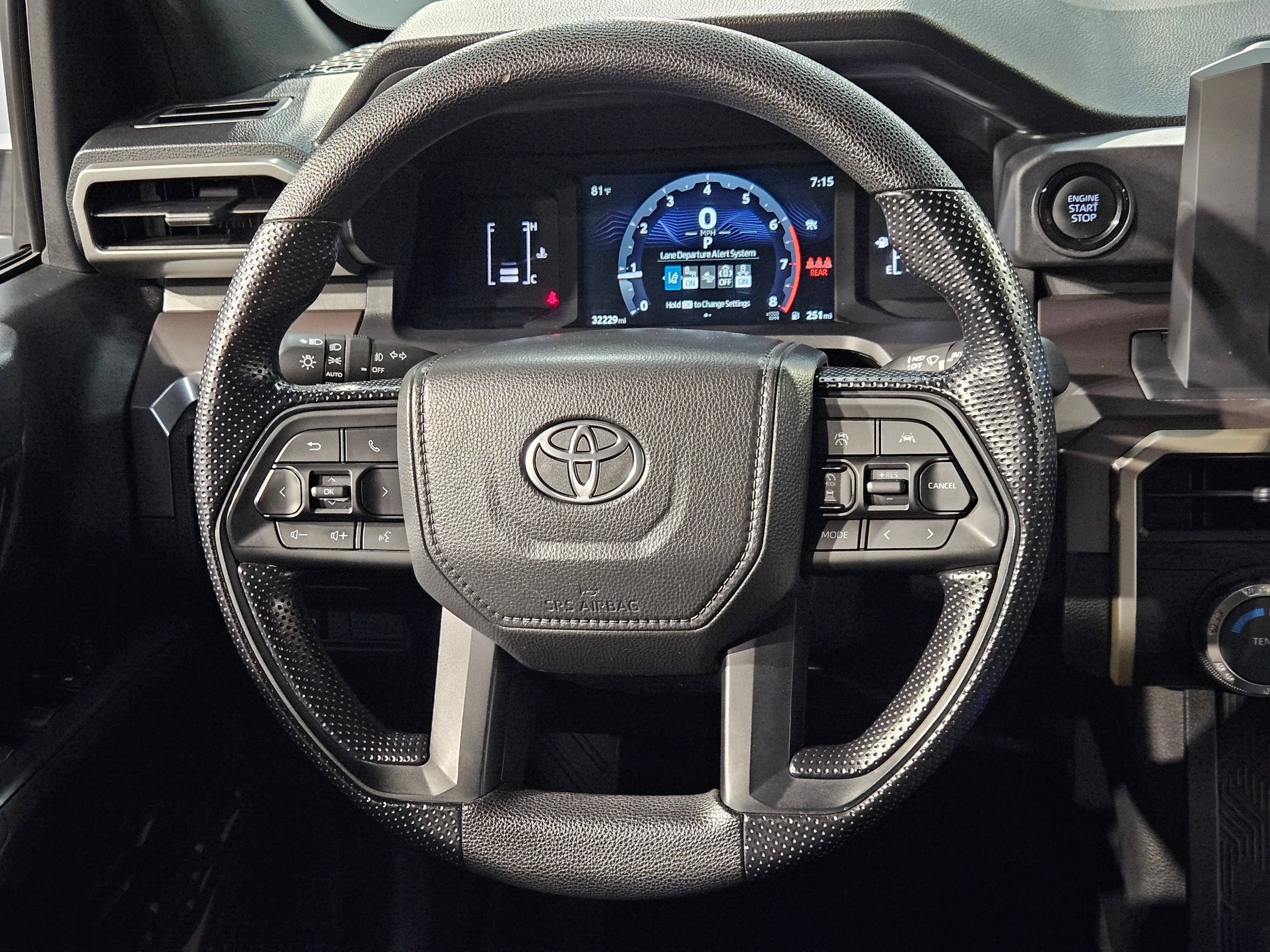 Certified 2025 Toyota Tacoma SR5 AWD/4WD image 26
