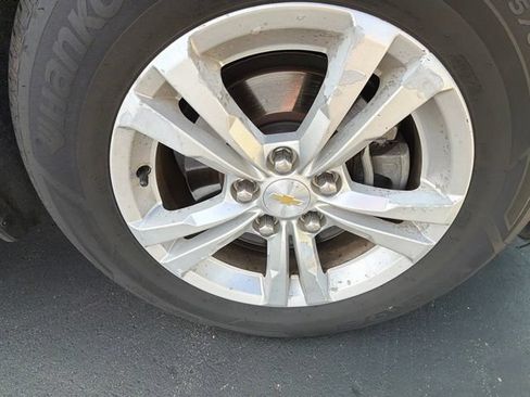 Used 2016 Chevrolet Equinox LS FWD image 9