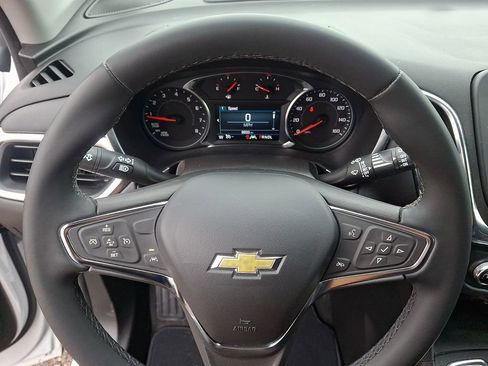 Used 2024 Chevrolet Equinox LT w/ LPO, Floor Liner Package image 18