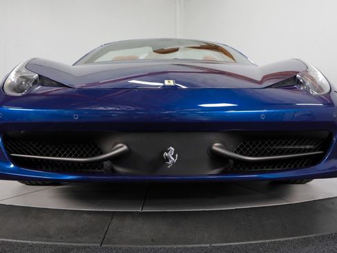 Used 2015 Ferrari 458 Spider RWD image 16