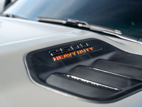 Used 2026 RAM 2500 Laramie w/ Night Edition image 6