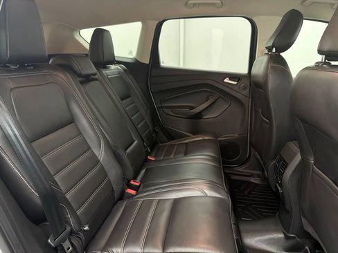 Used 2019 Ford Escape Titanium FWD image 31