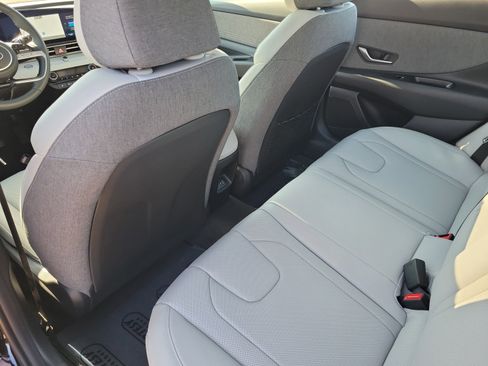 New 2026 Hyundai Elantra Limited FWD image 11