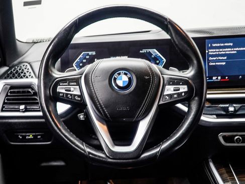 Used 2025 BMW X5 xDrive50e image 15