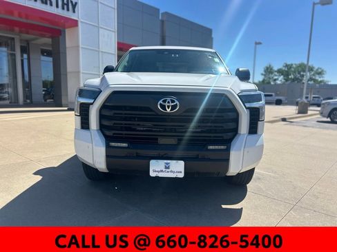Used 2022 Toyota Tundra SR5 AWD/4WD image 3