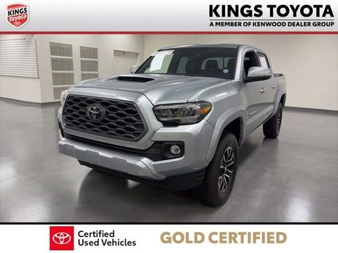 Certified 2022 Toyota Tacoma TRD Sport w/ TRD Premium Sport Package image 4