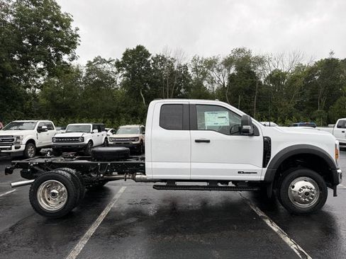 New 2027 Ford F550 4x4 SuperCab Super Duty w/ XL Chrome Package image 4