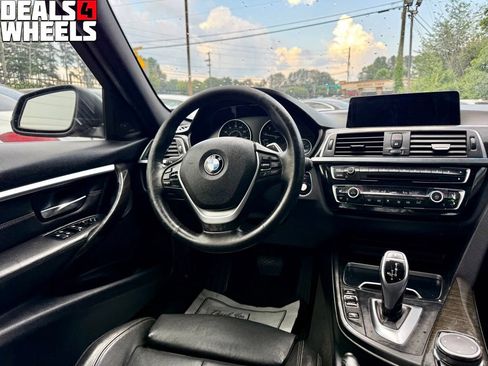 Used 2016 BMW 328i xDrive Sedan AWD/4WD image 17