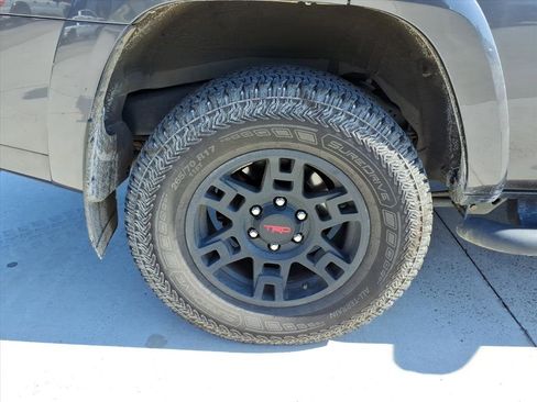 Used 2023 Toyota 4Runner SR5 Premium image 8