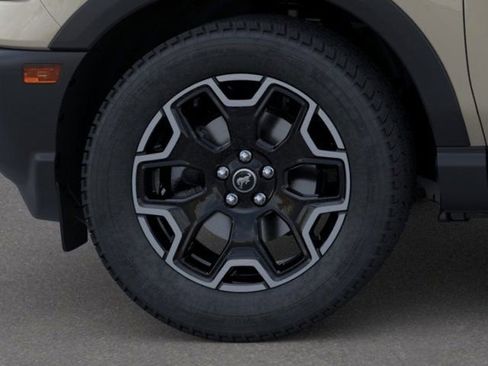 New 2025 Ford Bronco Sport Outer Banks w/ Outer Banks Tech Package+ AWD/4WD image 19