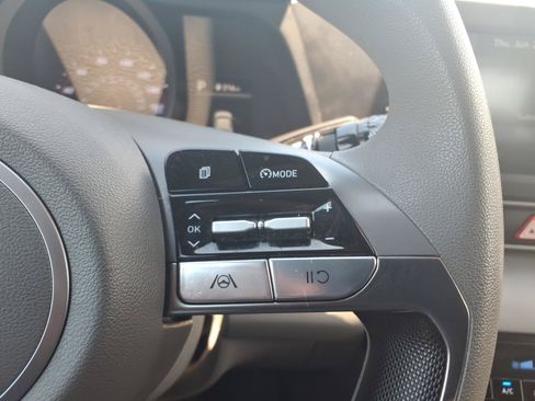 Certified 2022 Hyundai Elantra SEL w/ Preferred Accessory Package FWD image 29