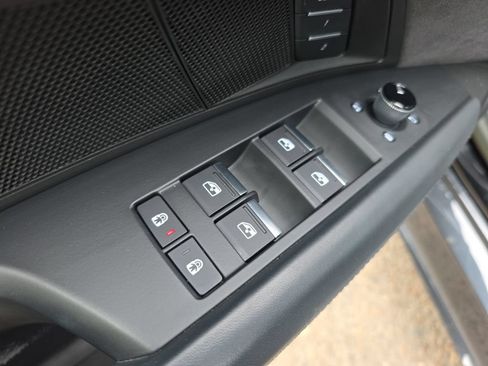 Used 2023 Audi e-tron GT Premium Plus w/ Executive Package AWD/4WD image 10