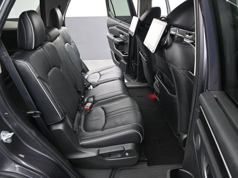 Used 2023 Honda Pilot Elite image 34