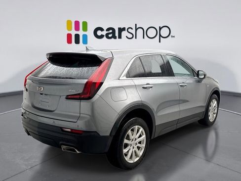 Used 2023 Cadillac XT4 Luxury w/ Cold Weather Package image 5