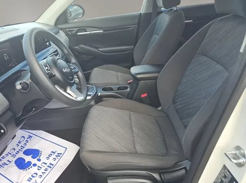 Used 2026 Kia Seltos LX FWD image 5