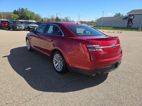 Used 2013 Ford Taurus Limited FWD image 3