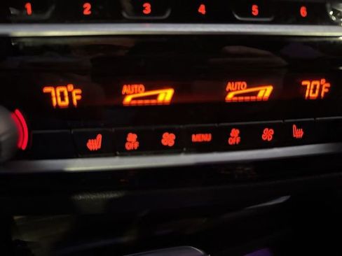 Used 2019 BMW 530i w/ Convenience Package image 41