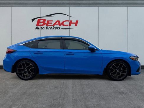 Used 2022 Honda Civic Sport Touring image 9