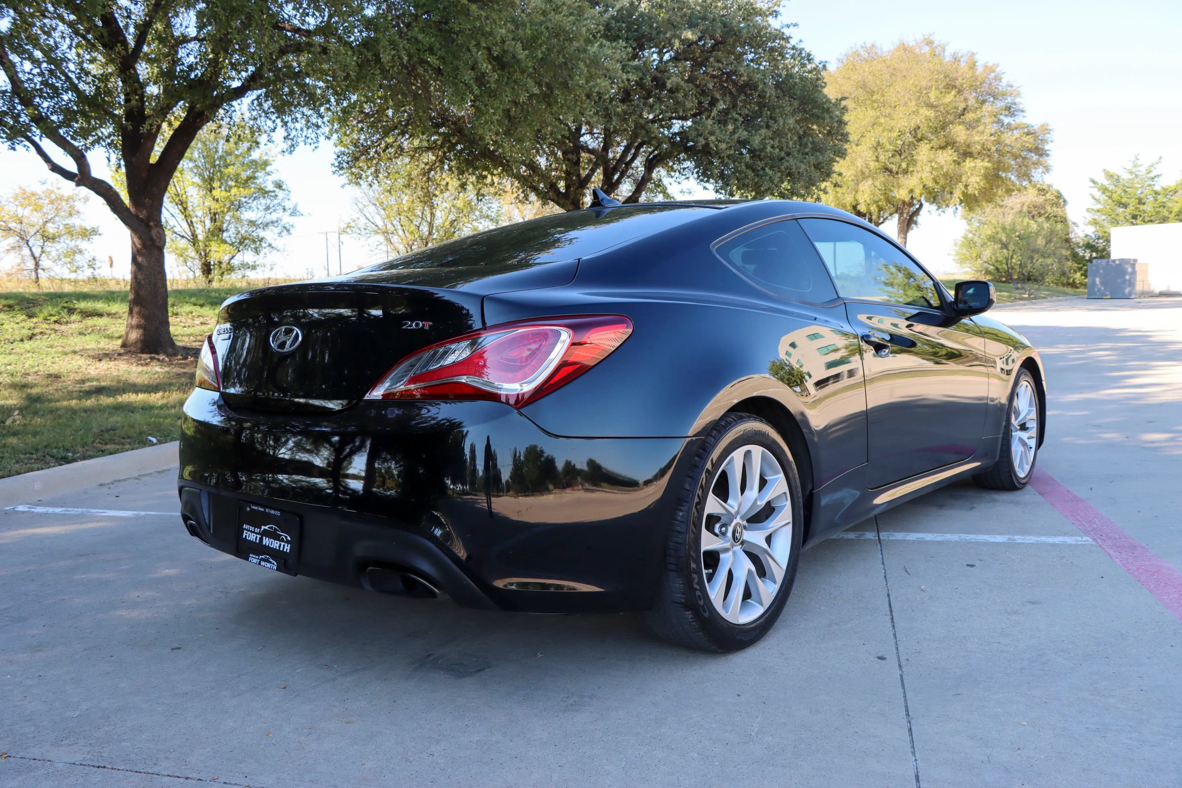 Used 2013 Hyundai Genesis 2.0T RWD image 7