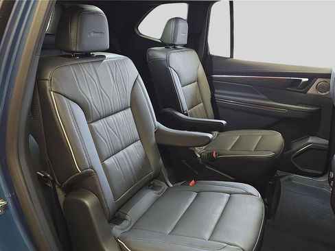 New 2026 Buick Enclave Avenir w/ Super Cruise Package image 17