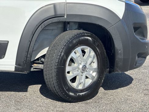 Used 2024 RAM ProMaster 2500 w/ Leather Interior Group image 12