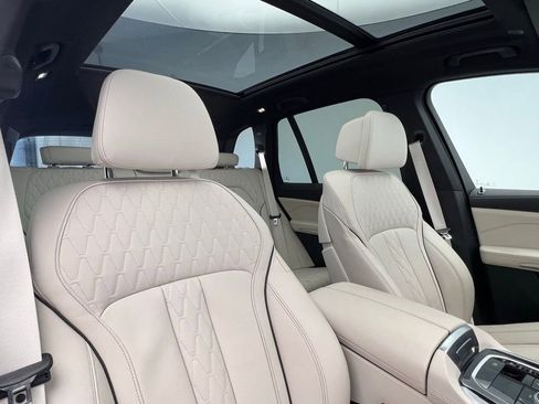 Certified 2025 BMW X5 xDrive40i w/ M Sport Package image 7