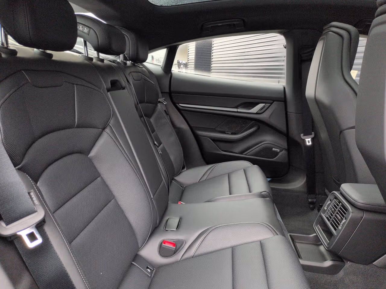 Certified 2026 Porsche Taycan RWD image 23