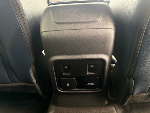 Used 2024 Ford Bronco Outer Banks image 25