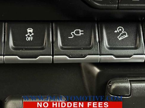 Used 2019 GMC Sierra 1500 AT4 w/ AT4 Premium Package image 37