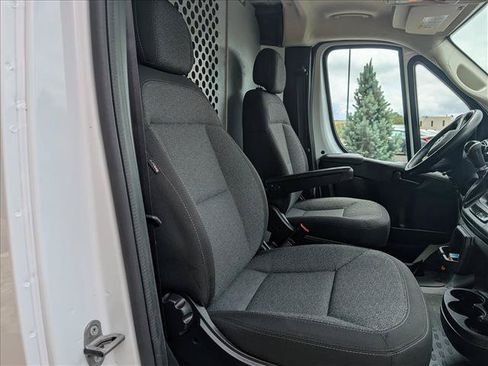 Used 2023 RAM ProMaster 2500 w/ Driver Convenience Group FWD image 14