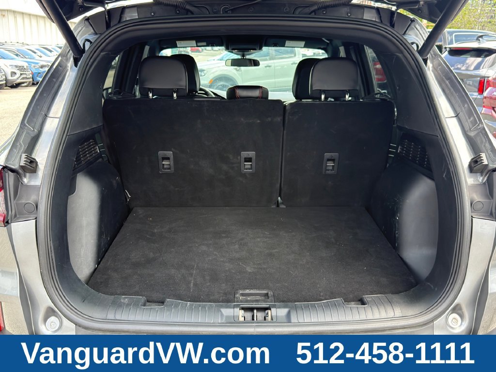 Used 2025 Ford Escape ST-Line Select AWD/4WD image 9