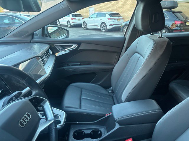 Used 2024 Audi Q4 e-tron Premium Plus AWD/4WD image 4