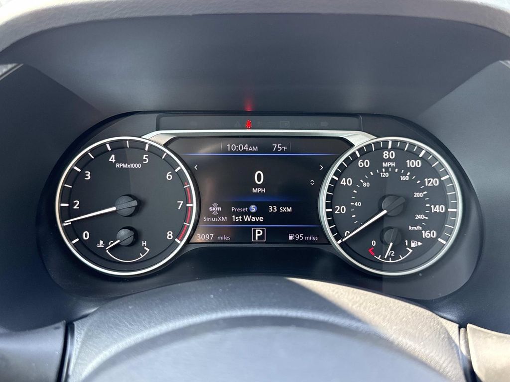 Used 2025 Nissan Sentra SV FWD image 13
