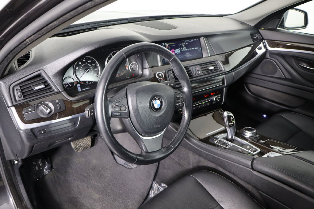 Used 2014 BMW 535i xDrive Sedan AWD/4WD image 26