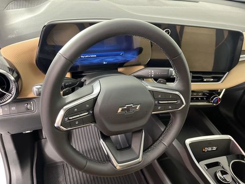 New 2026 Chevrolet Equinox ACTIV w/ Safety and Technology Package FWD image 26