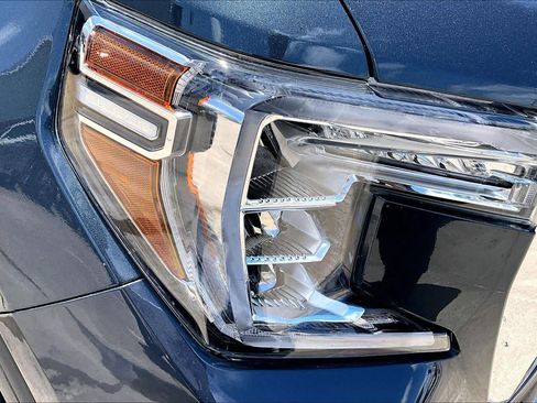 Used 2019 GMC Sierra 1500 SLT AWD/4WD image 28