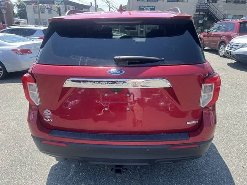 Used 2020 Ford Explorer XLT AWD/4WD image 9