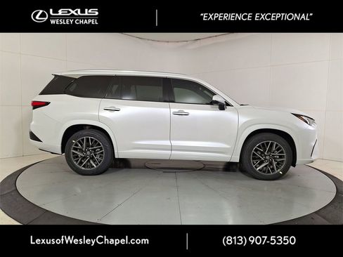 New 2026 Lexus TX 350 AWD image 2