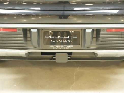 New 2026 Porsche Macan 4 Electric AWD/4WD image 38