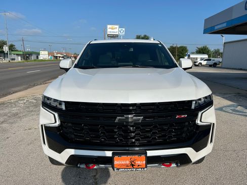 Used 2023 Chevrolet Tahoe Z71 w/ Z71 Off-Road Package AWD/4WD image 2