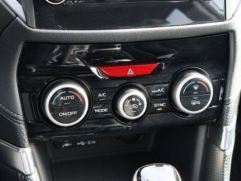 Used 2023 Subaru Forester Touring image 27