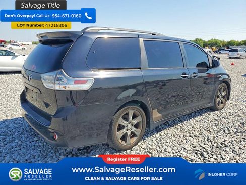 Used 2015 Toyota Sienna SE w/ SE Preferred Package FWD image 4