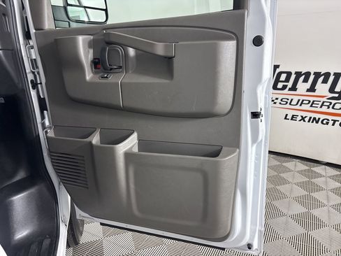 Used 2023 Chevrolet Express 3500 LS image 21